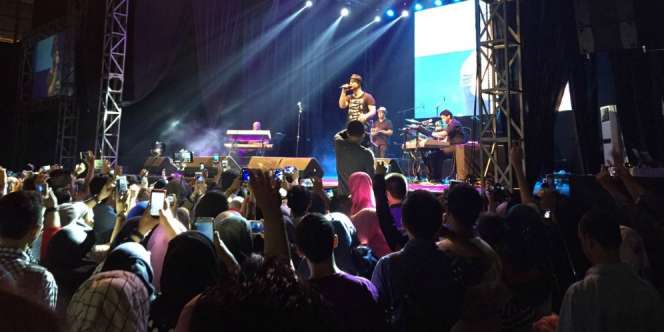 Maher Zain Obati Rindu Fans Indonesia Lewat Konser Tur 'One'