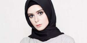 Hijab Chic: Diskon Sampai Produk Terbaru Ada di Sini