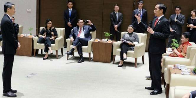 Jokowi Tunjuk Orang Terkaya Dunia Jadi Penasihat Ekonomi