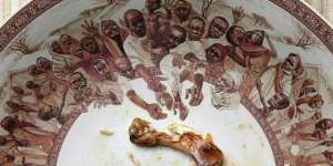 `Ditampar` Lukisan Piring... 