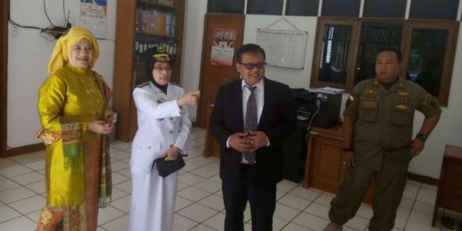 Alhamdulillah, Anak Tukang Becak Diterima Jadi Praja IPDN