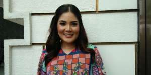 Hamil Tua, Nindy Ayunda Gemar Dengar Lantunan Ayat Alquran