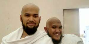 Tampilan Terbaru Caisar 'YKS' dan Teuku Wisnu Usai Berhaji