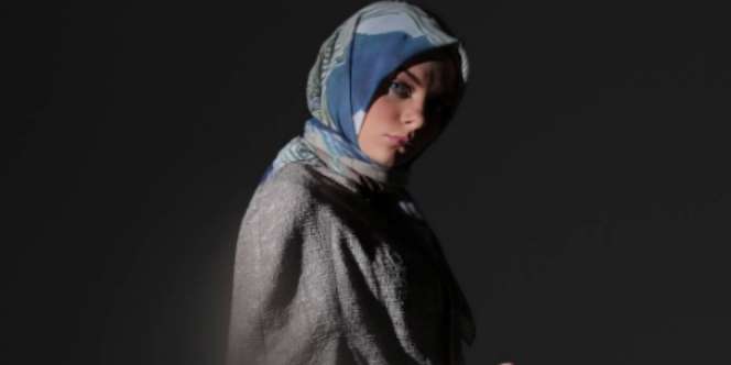 SIGNATURE: Ria Miranda Rilis Koleksi Autumne Hiver 2016