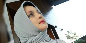 Mengejutkan, Marissa Haque Sumpahi Feni Rose