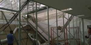 Plafon Terminal 3 Bandara Soetta Roboh