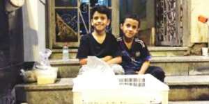 Dua Bocah Ini Menabung Demi Sediakan Makanan bagi Jemaah Haji