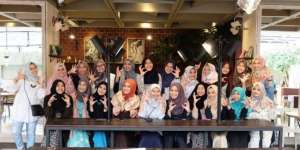 Hijabers Community: Rintis Bisnis Seperti Tuntunan Rasul
