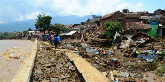 BNPB: Korban Bencana Garut & Sumedang Darurat Makanan