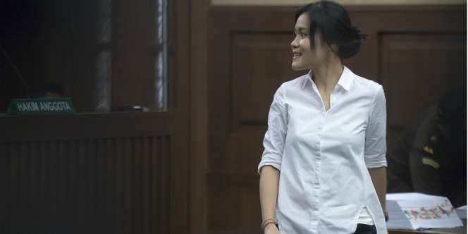 Kembaran Mirna: Kalau Boleh, Saya Ingin Lempar Sepatu