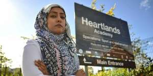 Dipecat Karena Tolak Tayangkan Film 9/11, Guru Tuntut Sekolah