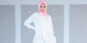 Lulu Elhasbu: Jangan Ragu Padukan Busana Putihmu