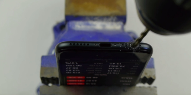 Tertipu Hoax Video Tutorial, iPhone 7 Baru Dibeli Dibor