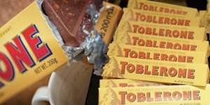 Terkuak, Pesan Tersembunyi Logo Cokelat Terkenal