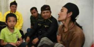 Ayah Gangguan Jiwa dan Ibu Jadi TKW, Bocah Ngadu ke Bupati