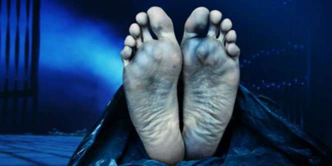 20 Tahun Berlalu, si Ibu Tak Sadar Anaknya Tewas di Rumah