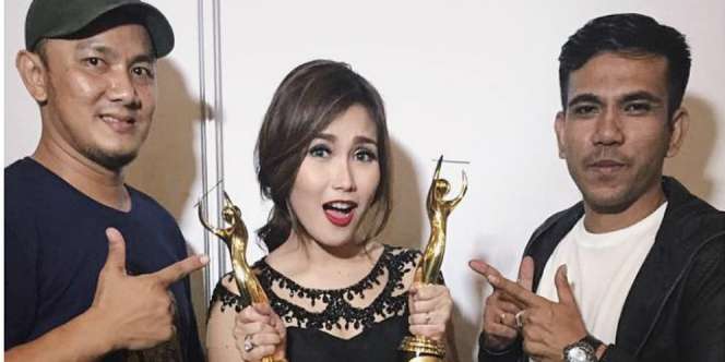 Sering Dihujat, Ayu Ting Ting Justru Raih Penghargaan