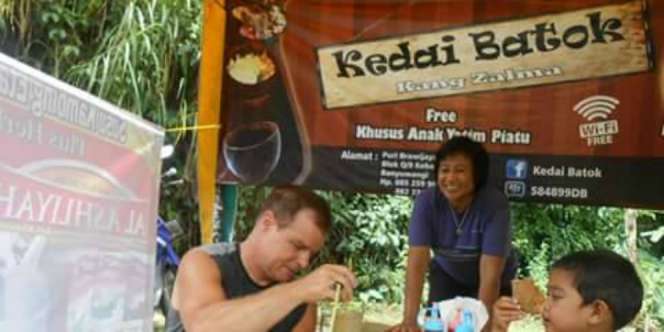 Kedai Batok, Gratis Makan untuk Anak Yatim