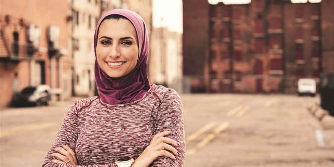 Tak Cuma Playboy, Hijaber Jadi Cover Majalah Olahraga AS