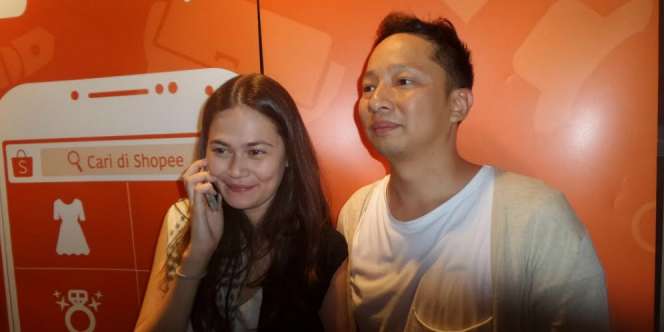 Istri Ultah, Agus Ringgo Hadiahi Jemuran Pakaian