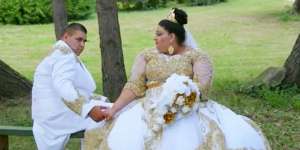 Busana Pengantin Super Mewah Bertabur Emas dan Berlian