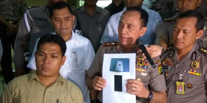 Pemutar Film Syur di Videotron Tak Berkutik