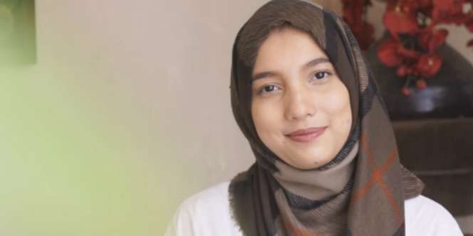 Tutorial Hijab Simpel untuk Aktivitas Sehari-hari ala Jenahara