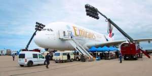 Luncurkan Iklan Baru, Emirates Gandeng Bintang Hollywood Ini