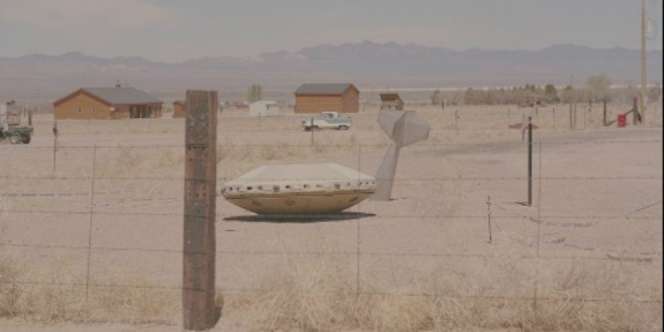 Mencari Jawaban Tentang Kebenaran UFO dan Alien
