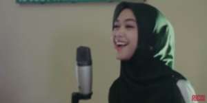 Tunjukan Suara Merdu, Ria Ricis Diminta Jadi Penyanyi