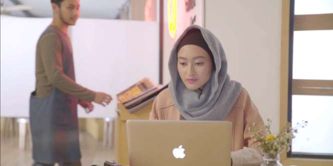 Kejutan Rae yang Tak Biasa untuk Dru