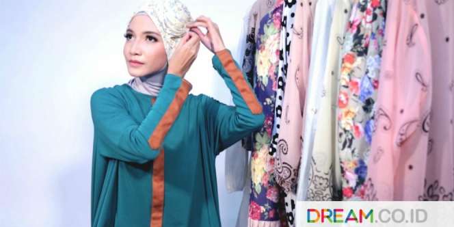 Tips Pilih Jilbab Berbahan Sifon