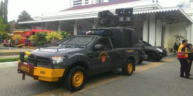 Dibalik Demo Ahok, Cerita Mobil Asmaul Husna Penenang Massa