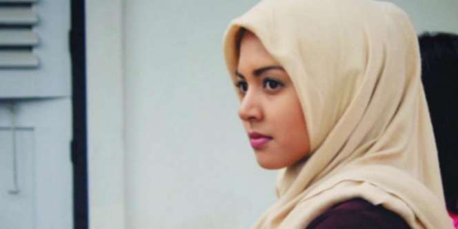 Aktris Aurelie Merasa Nyaman Kenakan Hijab