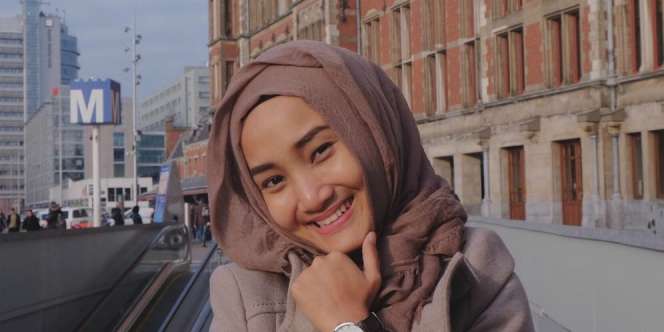 Fatin Shidqia Cari Referensi Hijab di Sosmed 