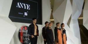 Gaya Panggung Agnez Dituangkan dalam Anye by Agnez Mo