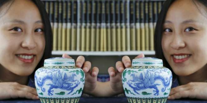 Porselen Antik Ini Dilelang Seharga Rp3,18 Miliar