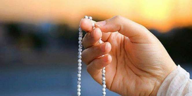 Kalimat Zikir Ini Melebihi Berat 7 Lapis Langit dan Bumi