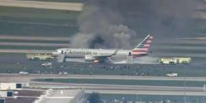 American Airlines Terbakar, 20 Orang Terluka