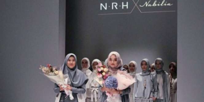 Keindahan Alam Indonesia Dibalut Busana Hijab
