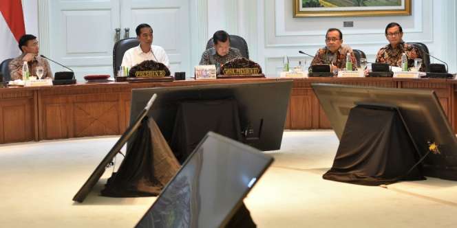 Jokowi Ancam Laporkan 34 Pembangkit Listrik Mangkrak ke KPK