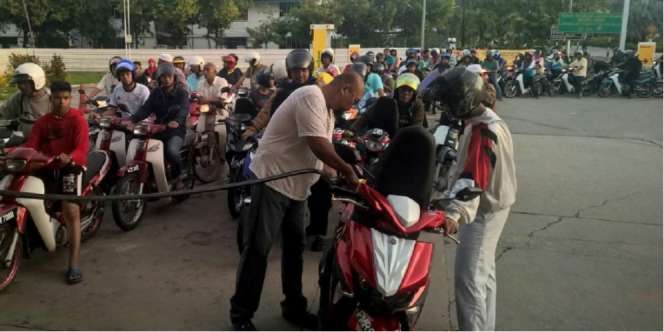 Masya Allah, Pengusaha Katering Sedekah BBM