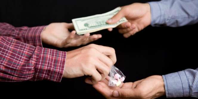 Beli Barang di Pasar Gelap, Tak Sesuai Syariah?
