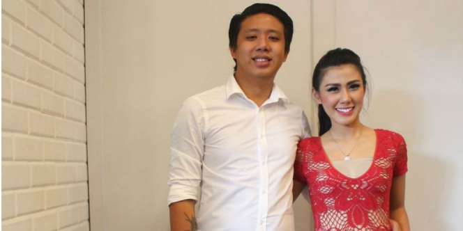 Buka-bukaan Suami Rey Utami: Saya Cari Makan Bukan Popularitas
