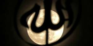 Menikmati Keindahan Supermoon, Masya Allah....