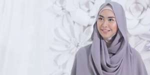 Doa Penuh Haru Oki Setiana Dewi untuk Marshanda
