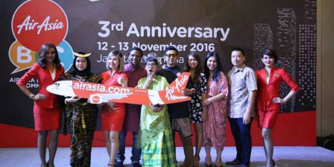 AirAsia Terbangkan 47 Blogger dari 12 Negara ke Jakarta