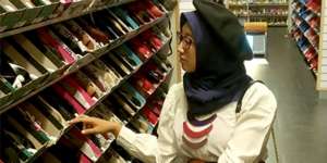 Hilda Ikka: Cerita di Balik Tampilan `Preppy Navy`