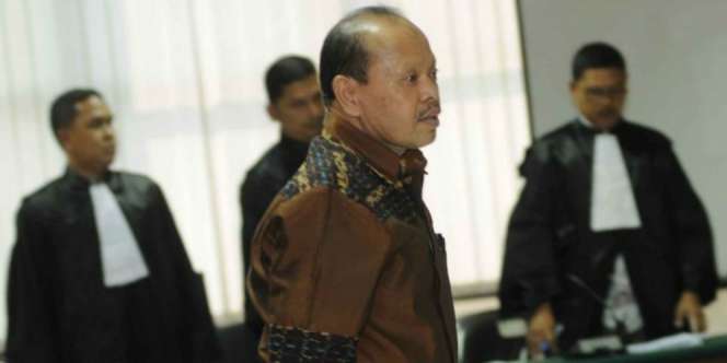 Sutan Dimakamkan di Pemakaman Giri Tama Bogor