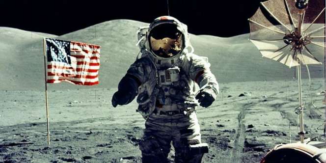 Donald Trump Kembali Kirim Manusia ke Bulan?